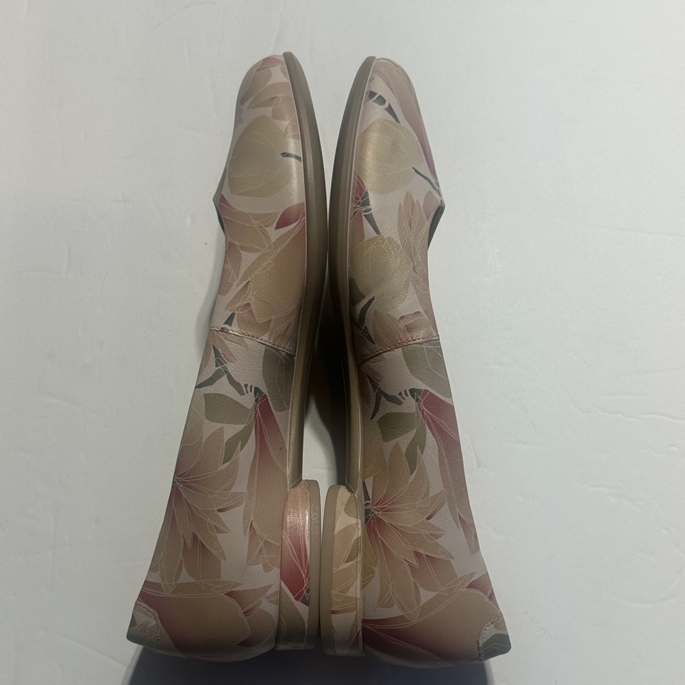 ECCO Anine Ballerina leather Floral light green Cream and Pink round toe shoes - Picture 2 of 8